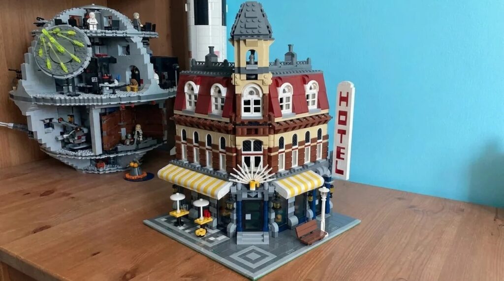 cafe corner lego collection