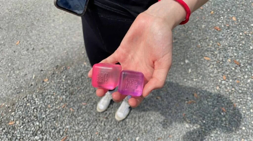 Needohs in hand