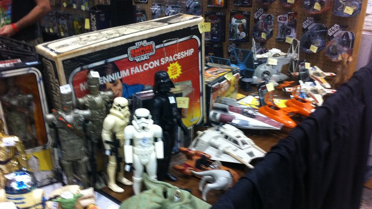 Sell Star Wars toys - vintage Millennium Falcon box, Star Wars action figures and vehicles